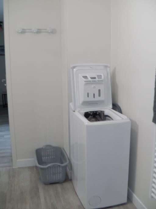 Вилла Meuble 2/4 Personnes Noaillac Экстерьер фото